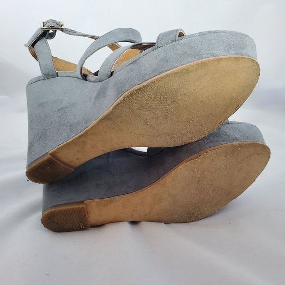 ❤️BRASS PLUM Faux Suede Blue Wedges Size 8M - Picture 8 of 8